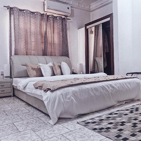 Hill View Hotel West Airport Accra Exteriör bild